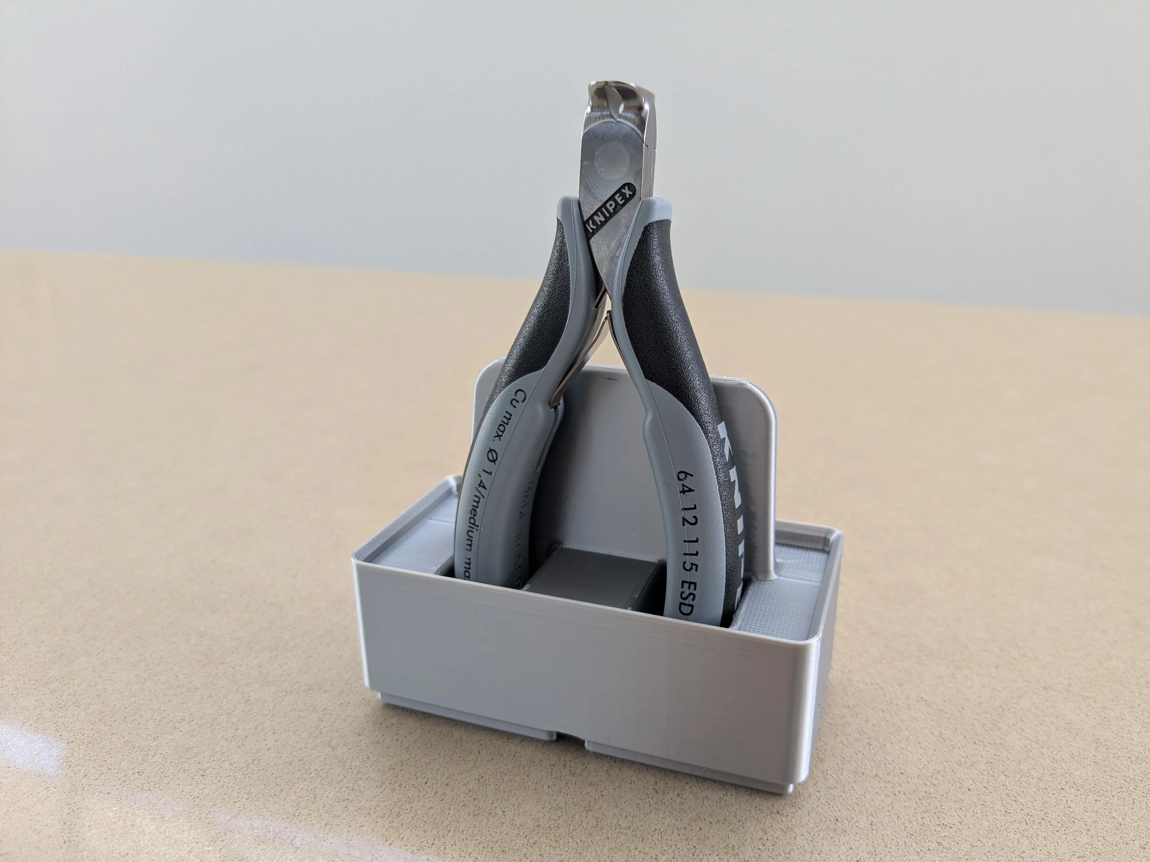 Plier / Side Cutter Stands (Gridfinity) - 4 Sizes - Free 3D Print Model ...