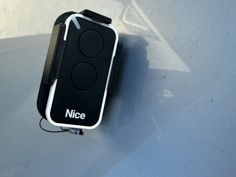 Car holder for the Nice Intil 2 key fob.