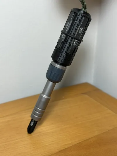 Inline ratchet driver handle w\storage-Pine Makers
