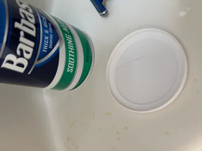 Barbasol shaving creme cans rust stain preventer