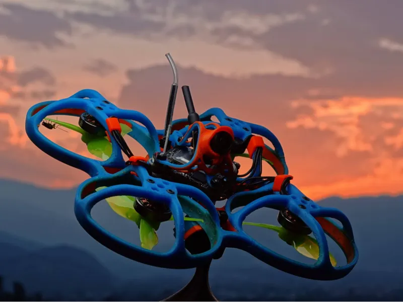 PiXeL Micro fpv drone racer - multi material