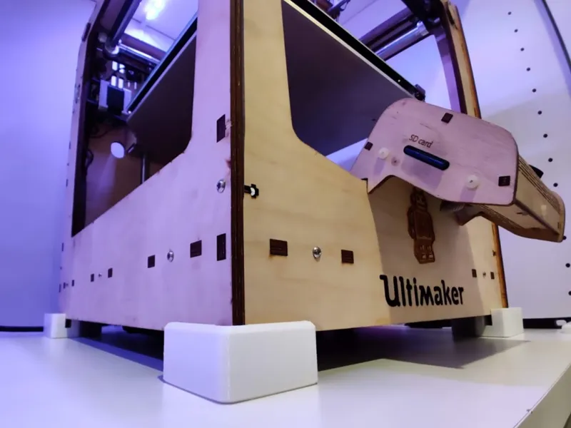 Ultimaker Original + Standoffs / Feet
