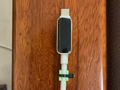 Magnetic Cable Clip