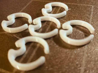 Clip for PTFE with ring