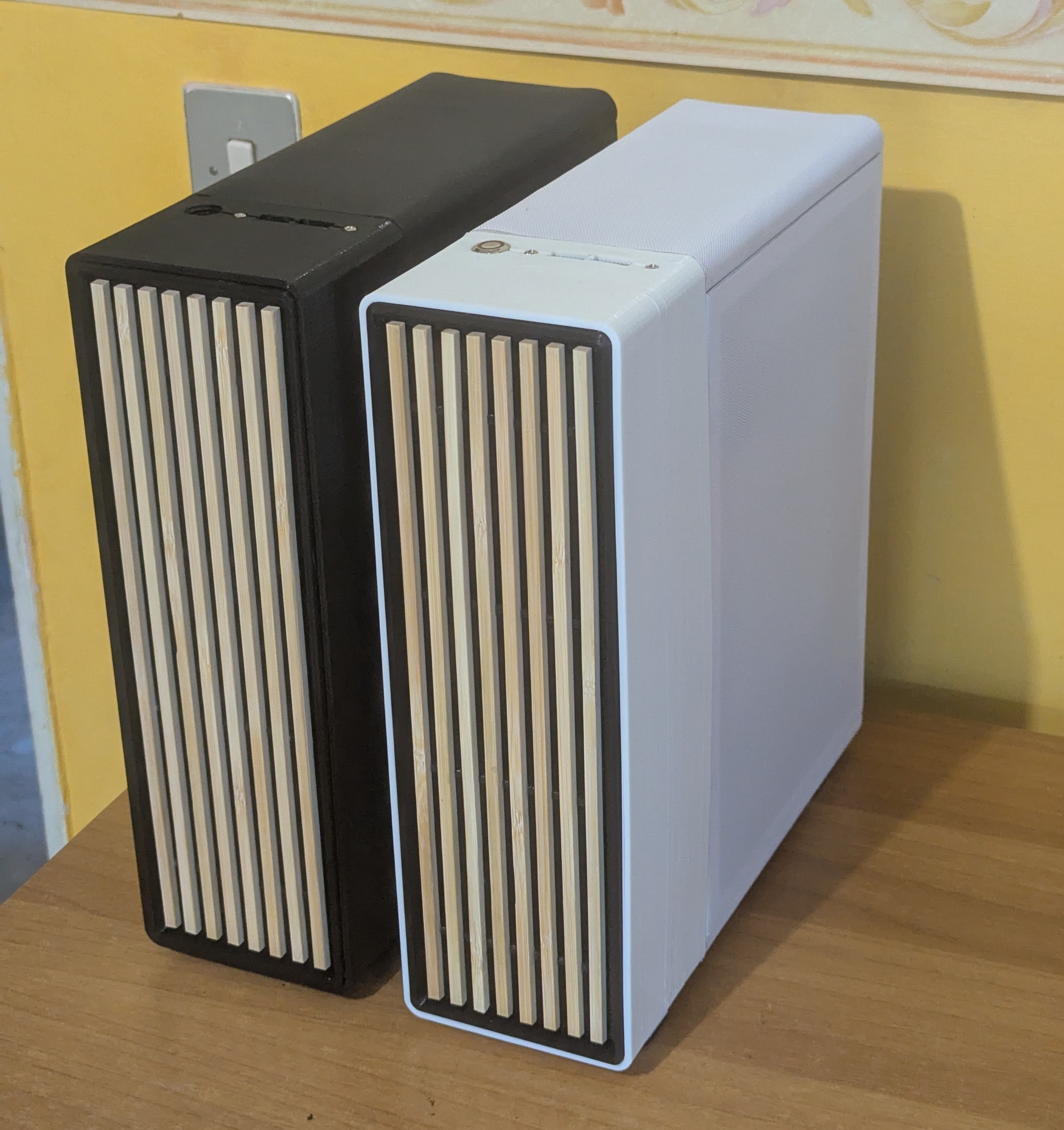 Nordic Mesh ITX/TFX case (Fractal North 8L)