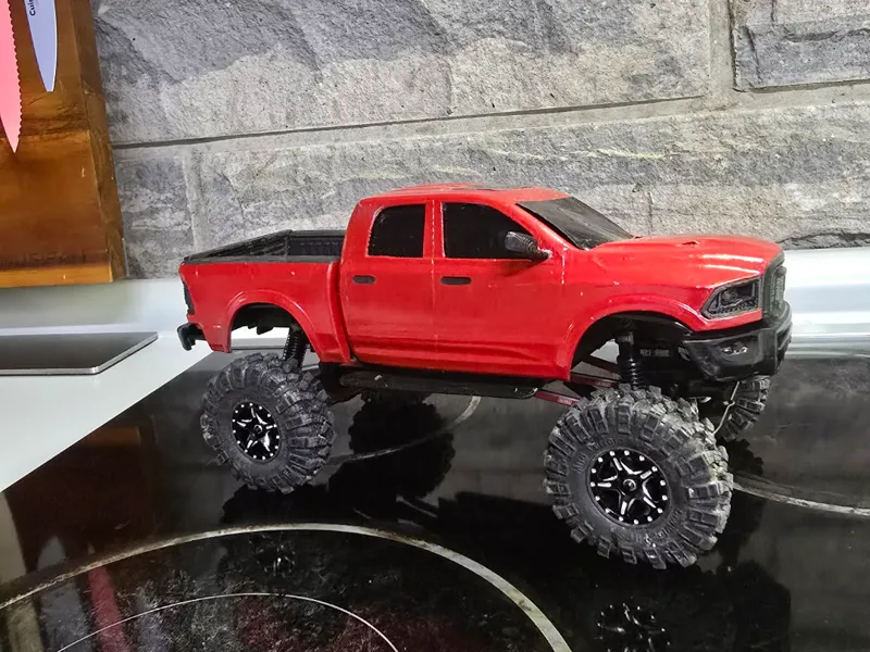 trx4m ram body with bumpers and body clips