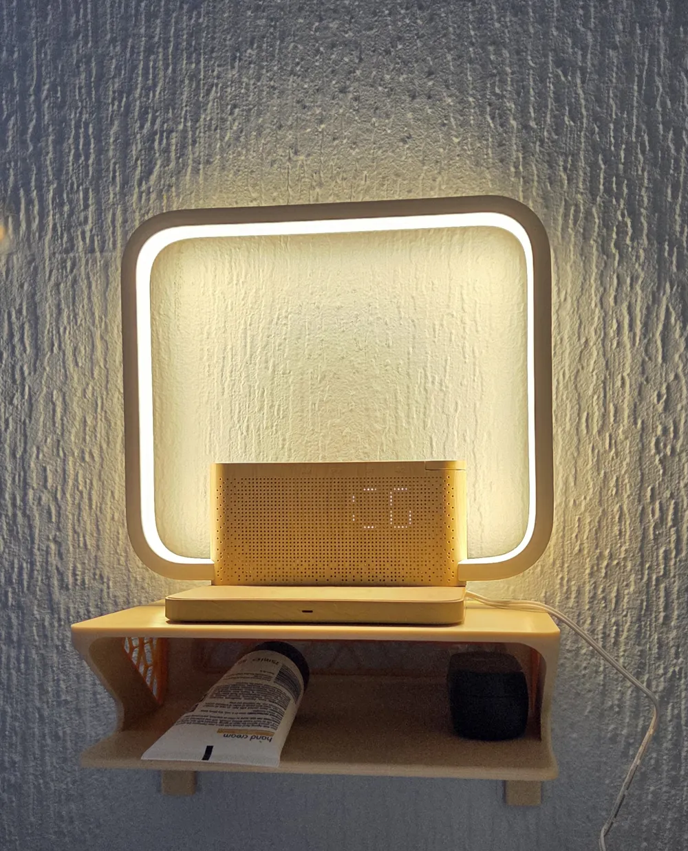 Wall shelf with decor - no AMS needed. - Free 3D Print Model - MakerWorld