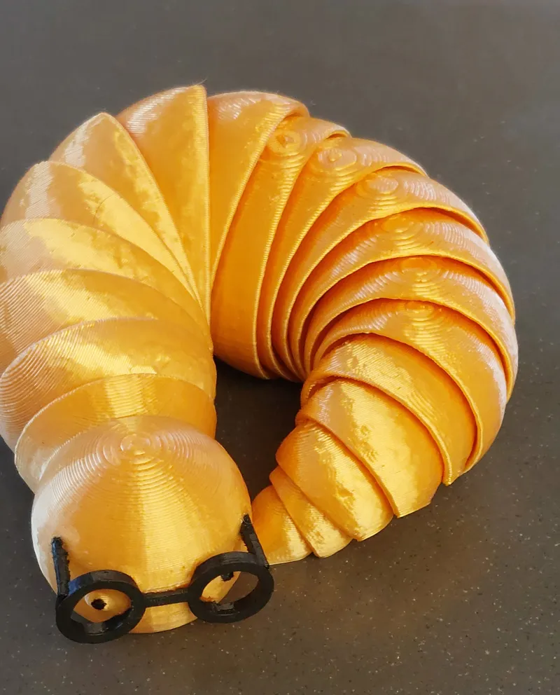 Articulated Bookworm