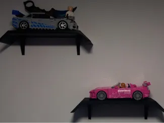 Sticky shelves