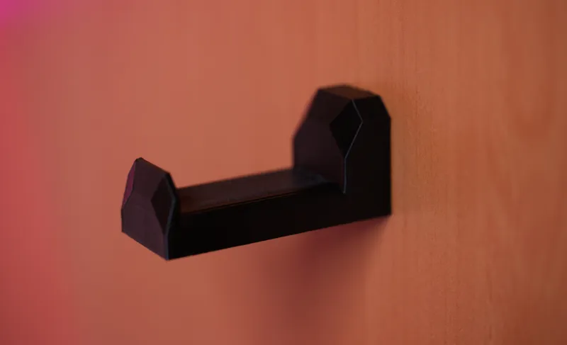 Headphone wall holder with invisible mount