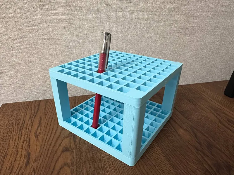 Pen holder