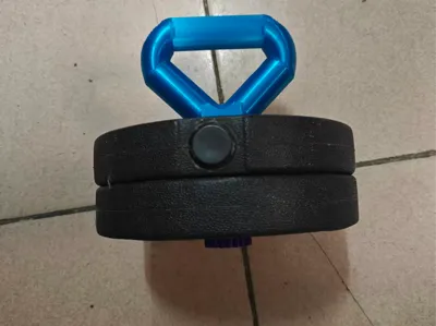 Shrink to 98.6% for a better fit with the nut and for inserting the dumbbell plates