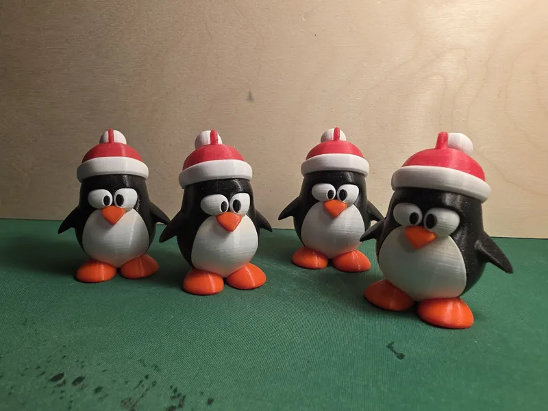 Crystal tux (linux penguin) Christmas decor