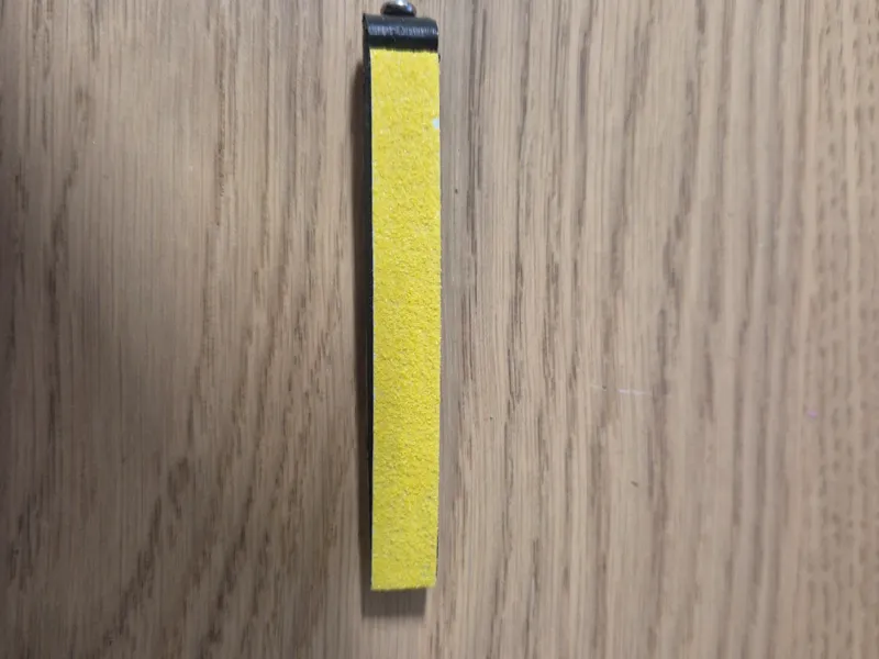 Small sanding tool