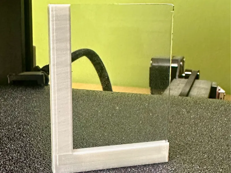Glas im Rahmen Modell
