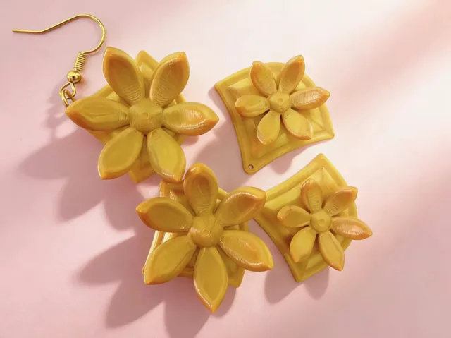 小花耳饰