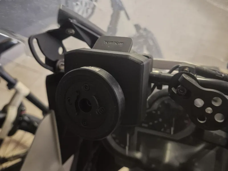 TomTom Rider to SP Connect Mount Adapter
