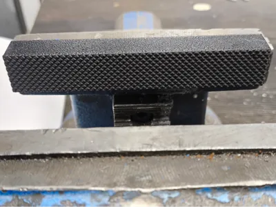 Vise Jaws Magnetic