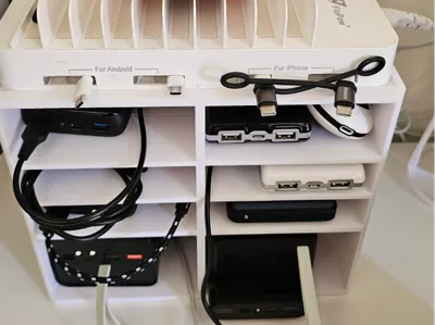 Charging station base for power banks
