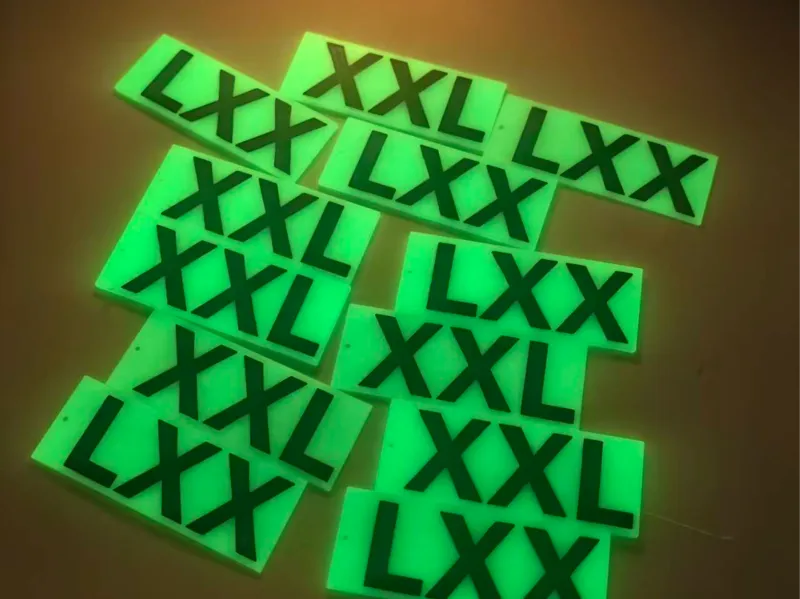 刘萧旭行李牌钥匙扣LXX XXL