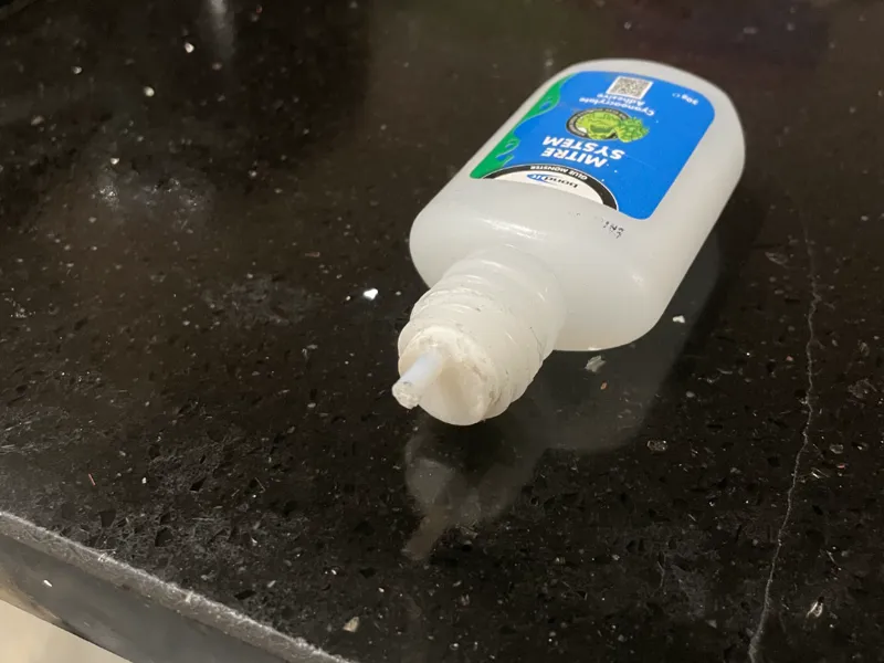 VERSION 3. No clogging Super Glue. BondIt & others