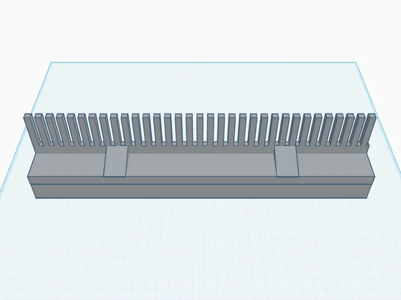 Aquarium overflow comb