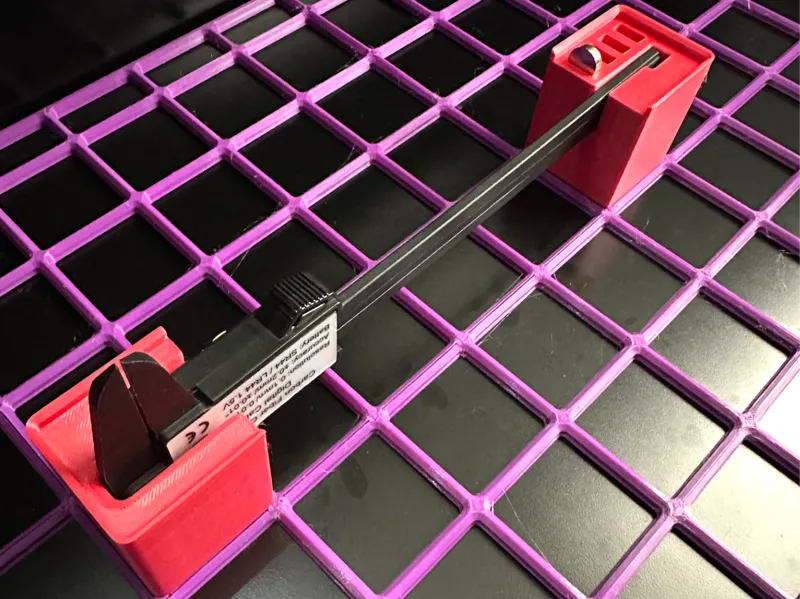 Gridfinity - Caliper Holder with 4 batteries holes