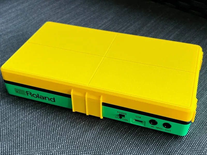Roland Aira S-1 Case v19