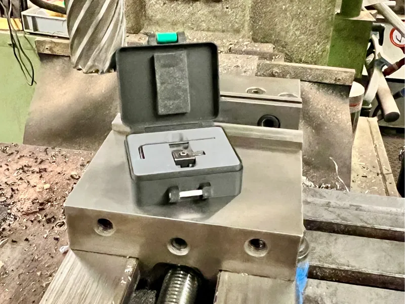 Kurt Vise Stop Box
