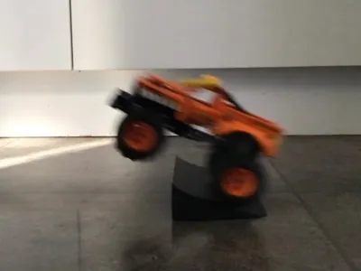 jump for Leg-o technic monster truck