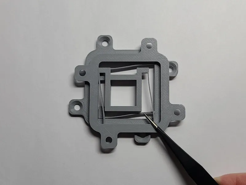 XY Compensation Device (Compliant mechanism)