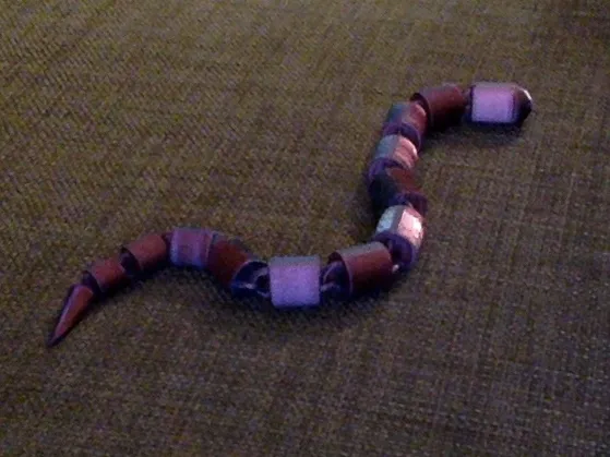 Simple articulated snake
