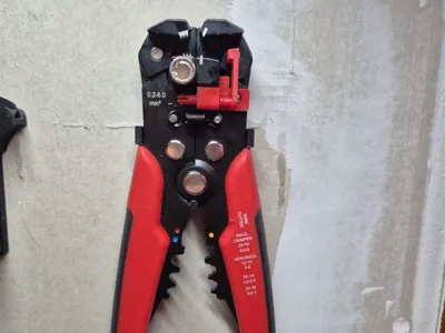 Wire stripper holder