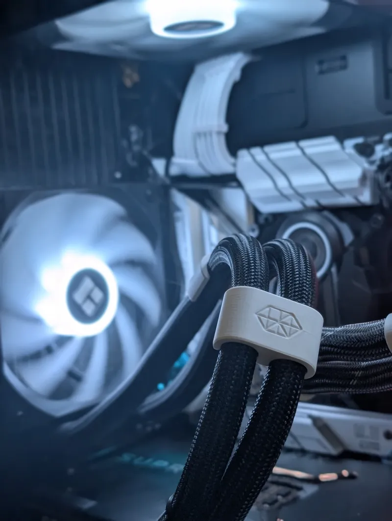 MSI Suprim X Liquid AIO Radiator Tubes Comb