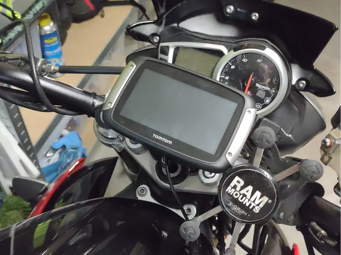 TomTom Rider mount for Triumph Street Triple by Turbo Tukker MakerWorld ...