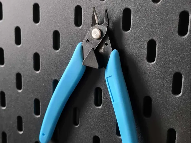 IKEA SKÅDIS Plier holder