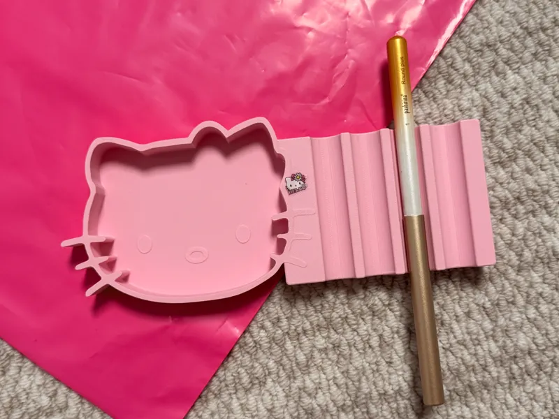 Hello kitty笔架