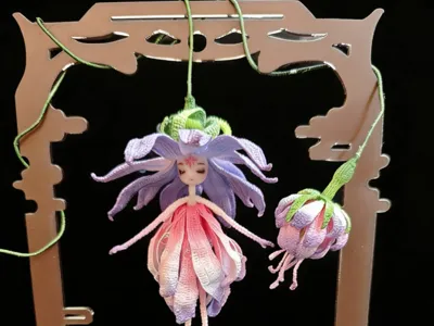 Hanging Figure Display Stand