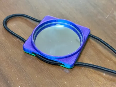 Underwater onhand mirror holder for round mirror