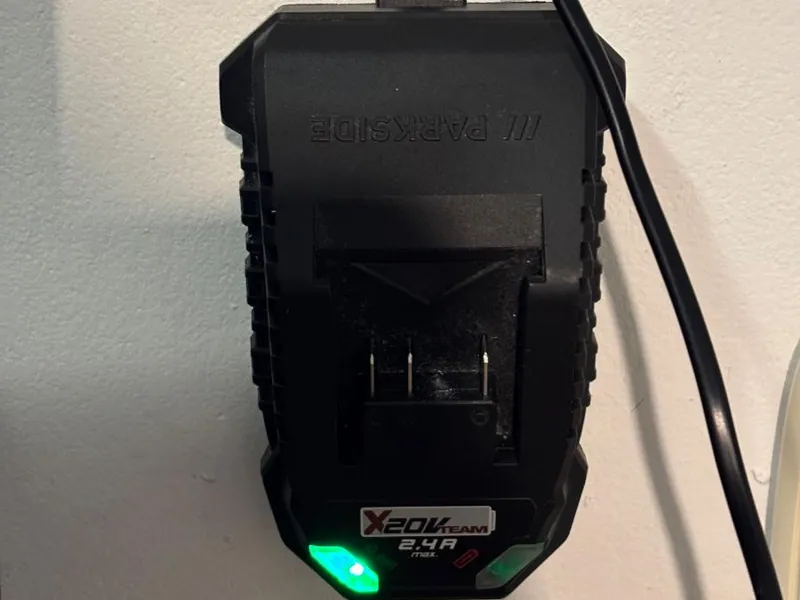 Parkside X 20V PLG 20 A3-C3 charger holder