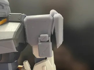 Gundam/GM Shoulder Armor with Moving plates