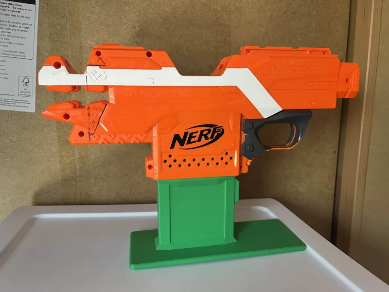 Display Stand for Nerf Blasters (Elite Magazine)