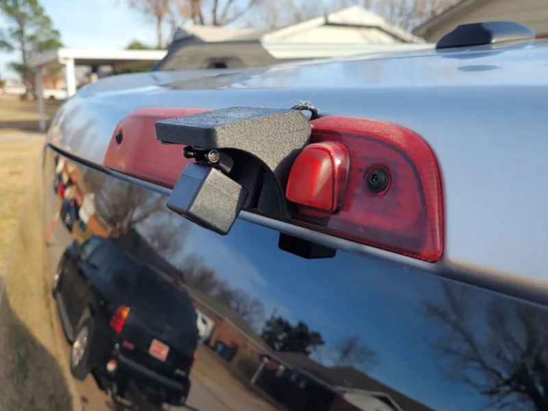 08 Jeep Patriot backup camera mount