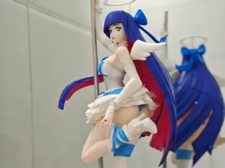 吊带袜天使stocking手办，高31cm