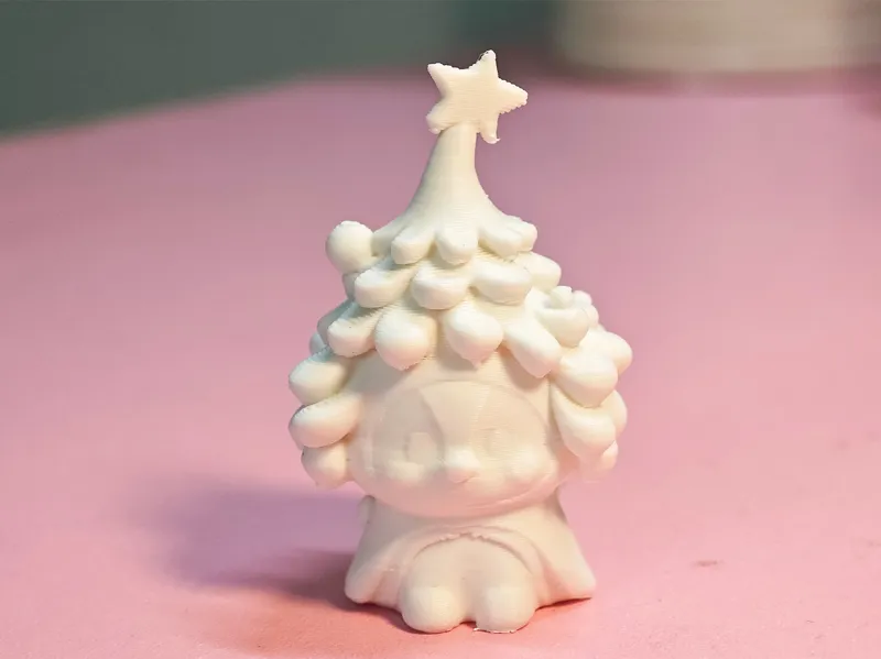 圣诞树狗狗