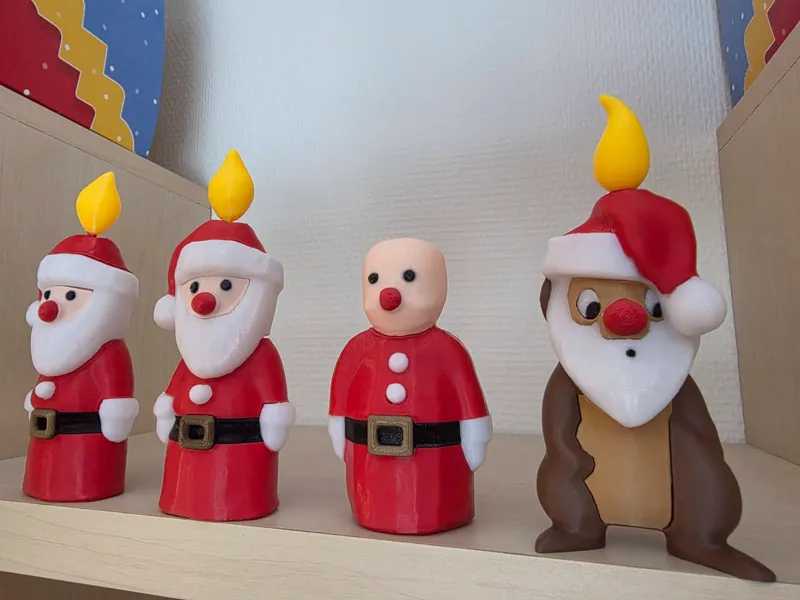 Chip and Dale Santa Candle (Plutos Christmas Tree)