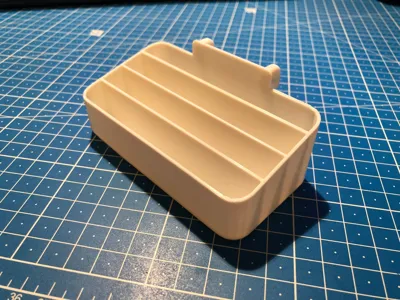 SKADIS CARD HOLDER