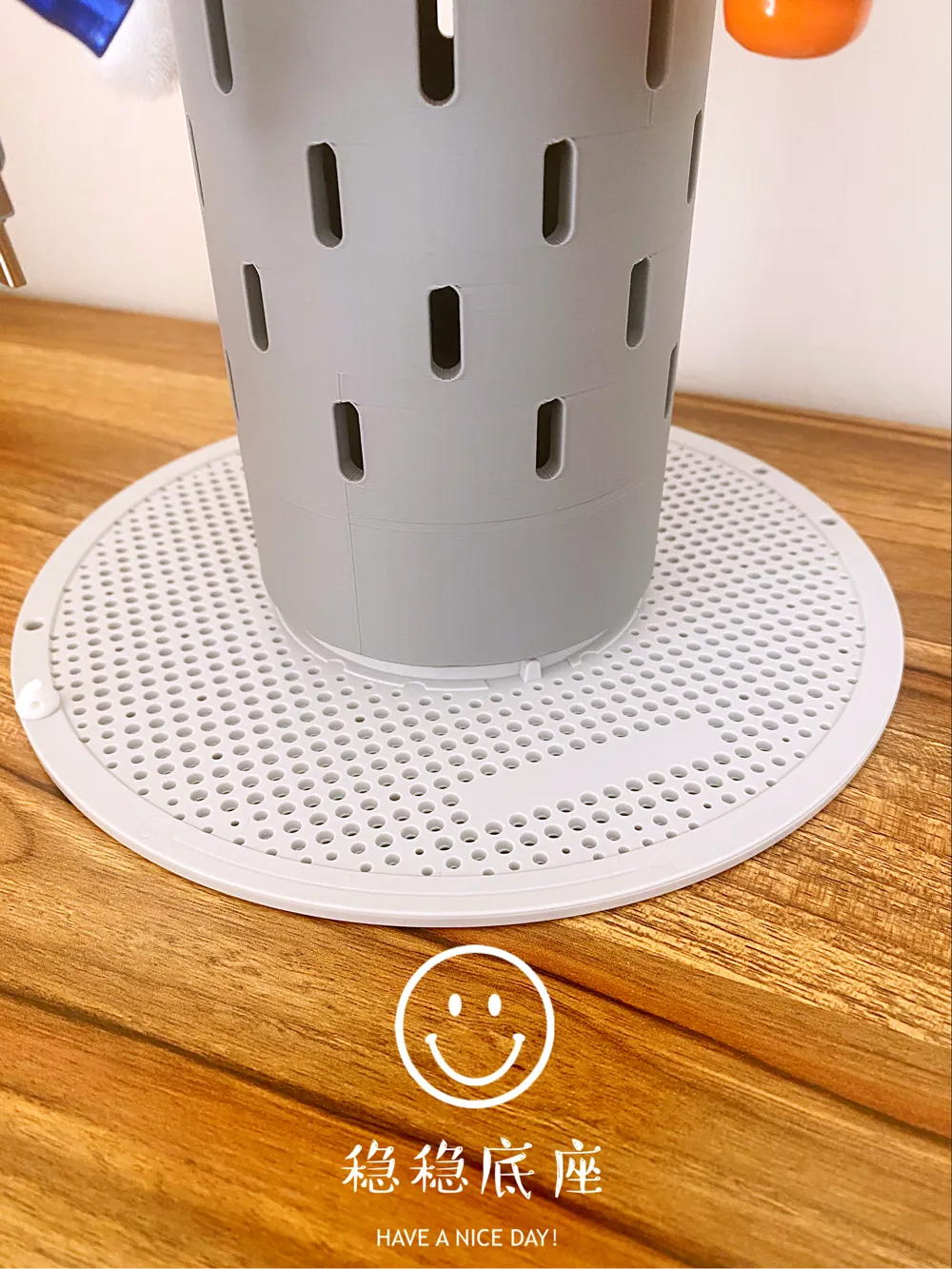 All-purpose Spool Plate Stand - Free 3D Print Model - MakerWorld