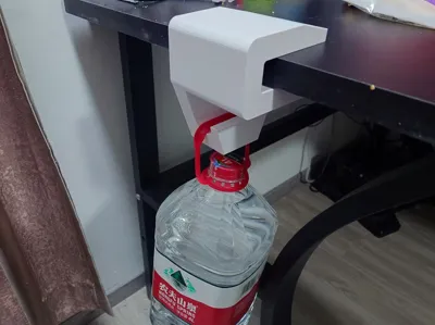 Super sturdy desk hook