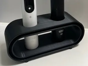Universal toothbrush holder